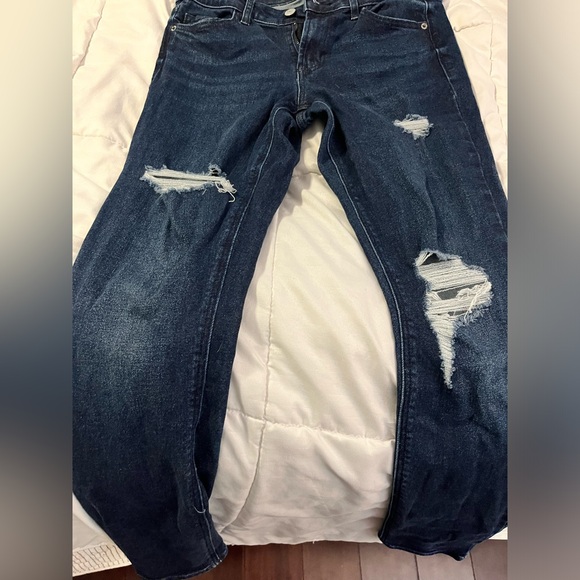 Size 4 old navy rock star skinny jeans - Picture 2 of 4